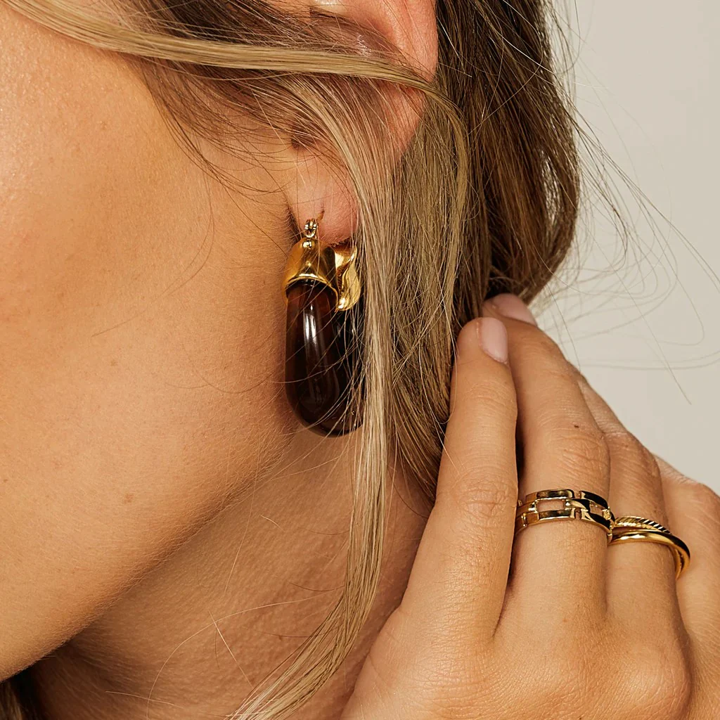 AMBER HOOP EARRINGS - Image 3