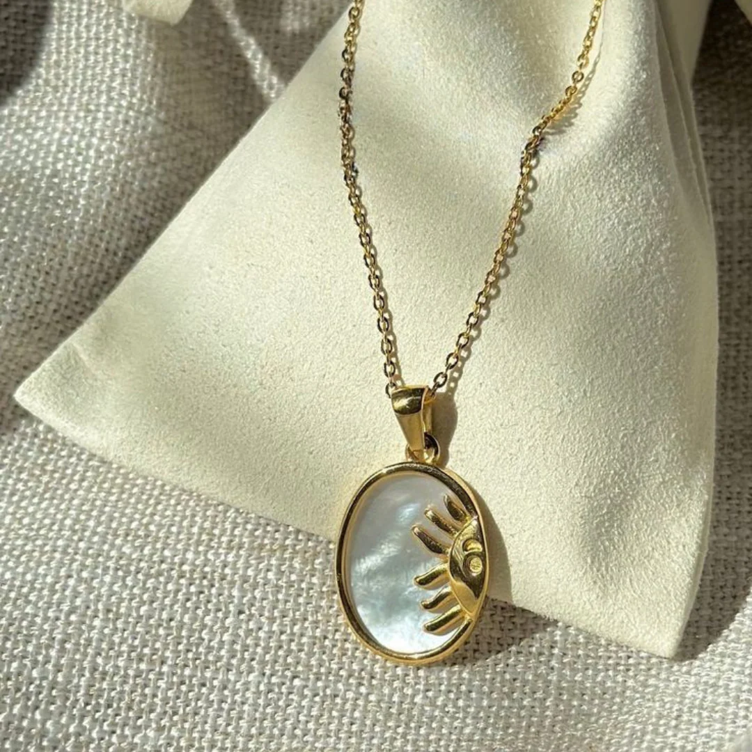 STELLA PENDANT NECKLACE - Image 3